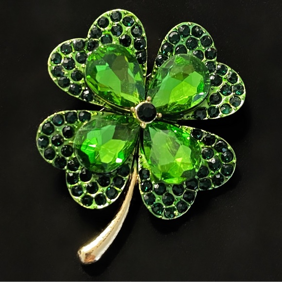 ✨Stunning Cloverleaf 🍀 Brooch of Luck - Picture 2 of 3